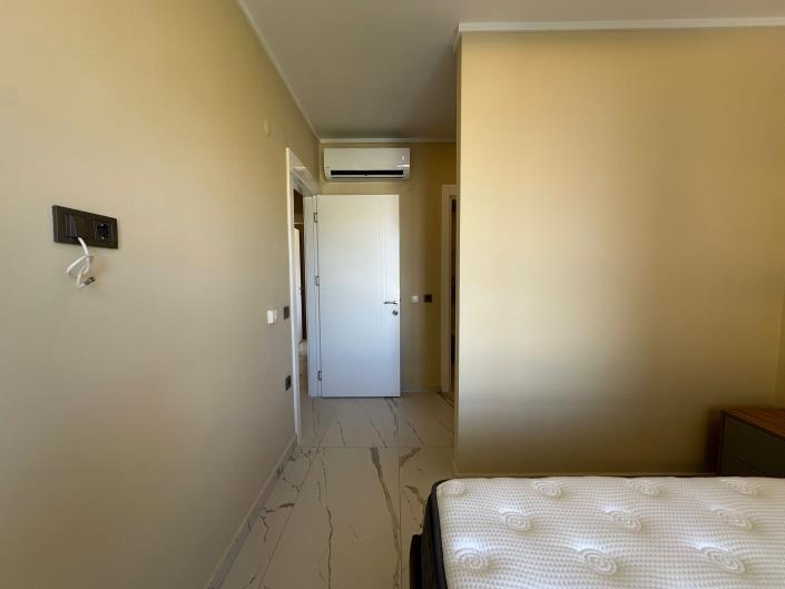 Image No.13-2 Bed Apartment for sale