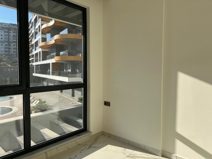 Image No.29-1 Bed Apartment for sale