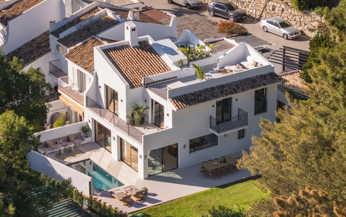 Image No.1-5 Bed House for sale