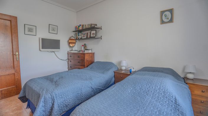 Image No.19-3 Bed Country Property for sale