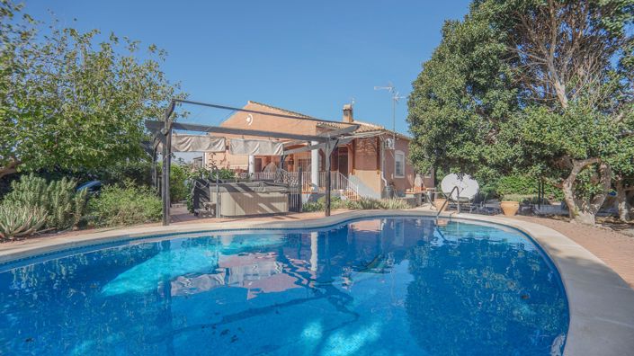 Image No.3-3 Bed Country Property for sale