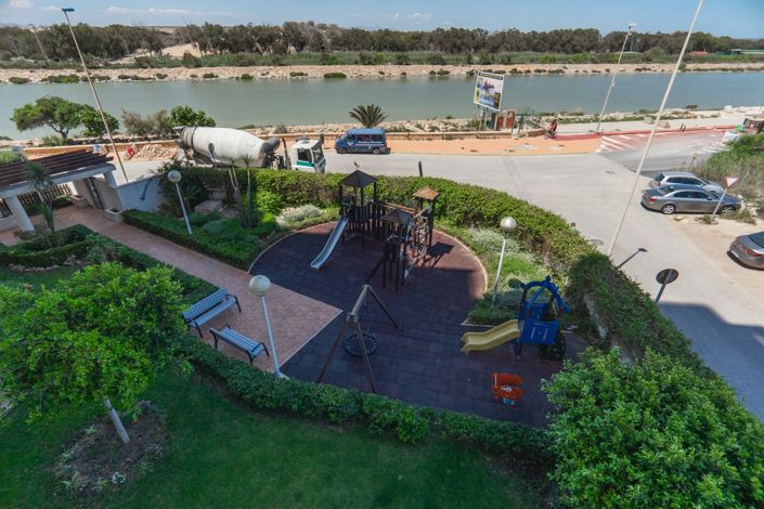 Image No.24-3 Bed Apartment for sale