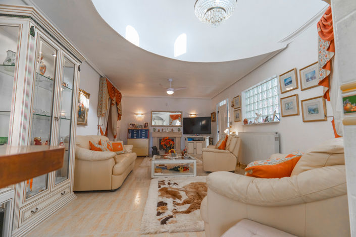 Image No.11-5 Bed Villa for sale