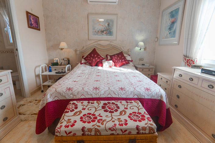 Image No.17-5 Bed Villa for sale