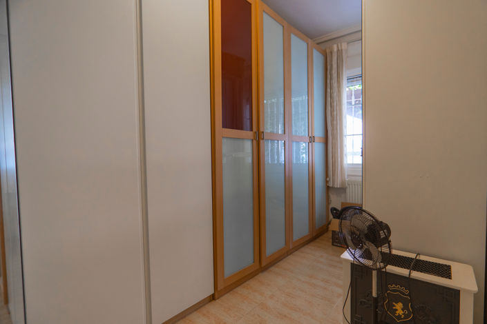 Image No.27-5 Bed Villa for sale