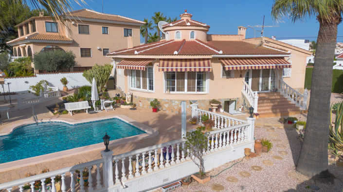 Image No.5-5 Bed Villa for sale