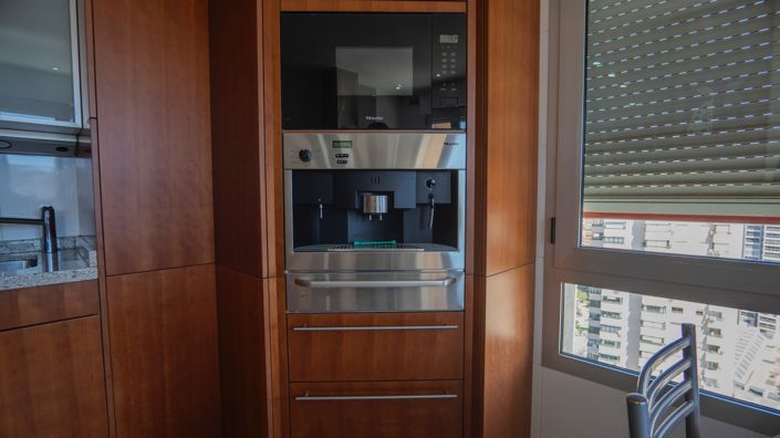 Image No.23-5 Bed Apartment for sale