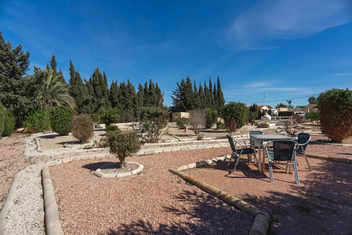 Image No.22-6 Bed Country Property for sale