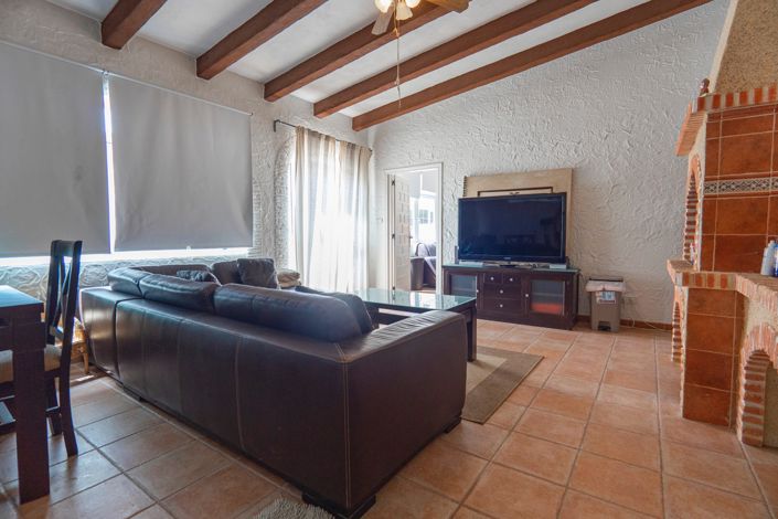 Image No.21-6 Bed Villa for sale