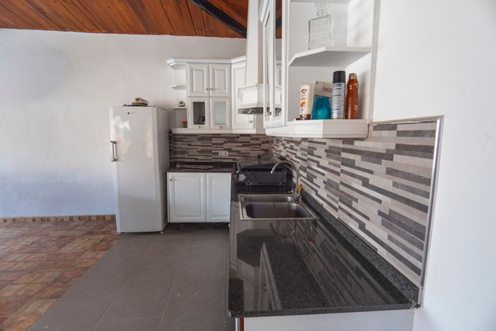 Image No.28-6 Bed Villa for sale