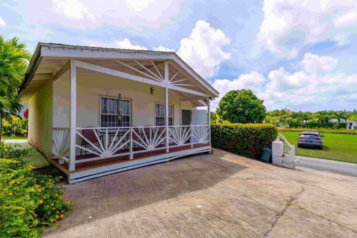 Image No.6-3 Bed House for sale