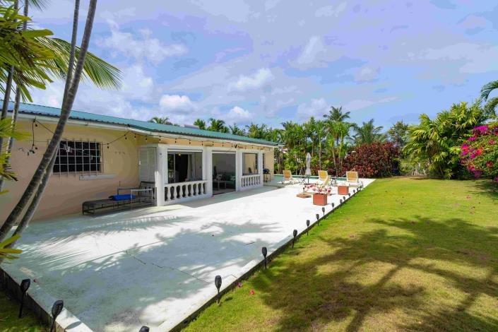 Image No.8-3 Bed House for sale