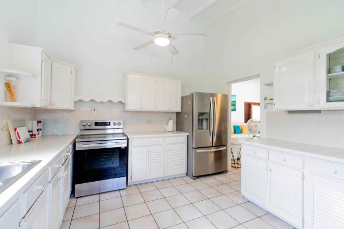 Image No.11-3 Bed House for sale