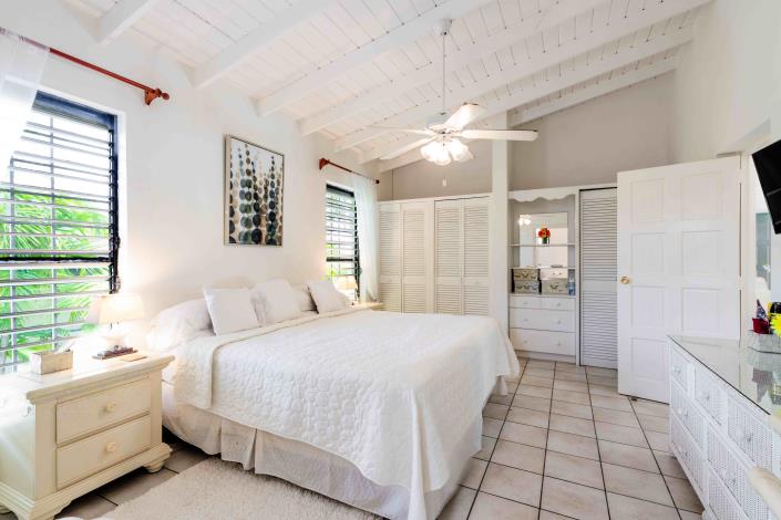 Image No.26-3 Bed House for sale