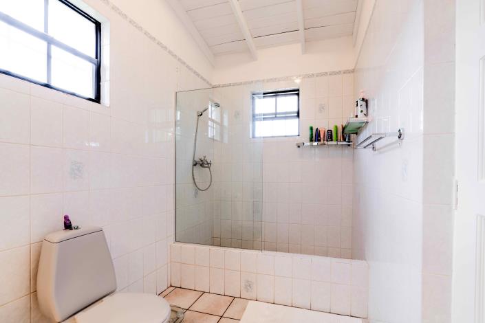 Image No.27-3 Bed House for sale