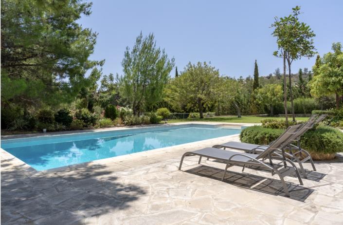 Image No.8-8 Bed Mansion for sale