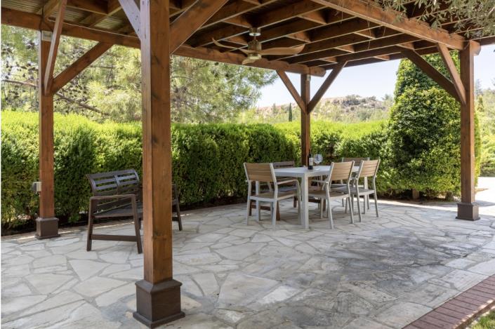 Image No.9-8 Bed Mansion for sale