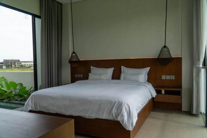 Image No.1-3 Bed Villa for sale