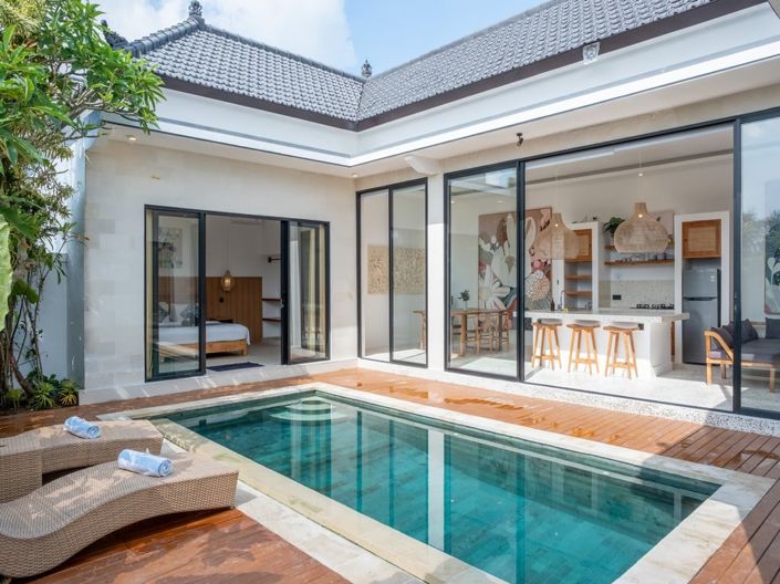 Image No.1-2 Bed Villa for sale