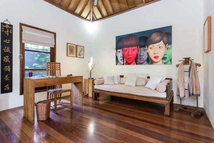 Image No.1-7 Bed Villa for sale