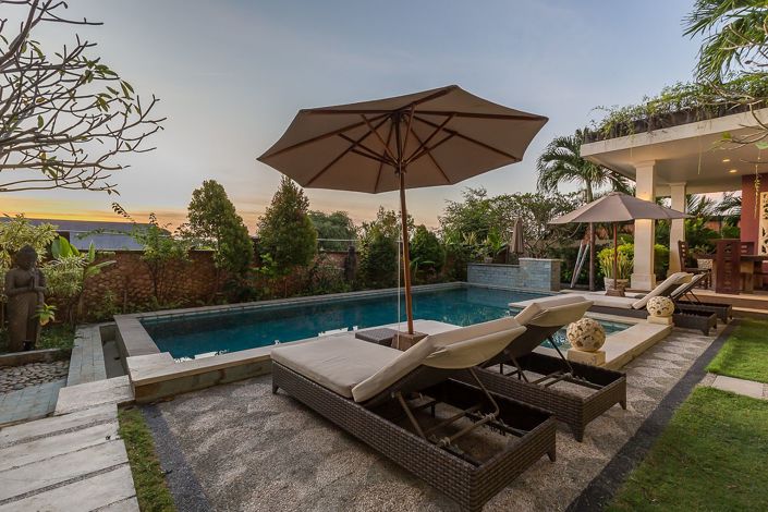 Image No.1-4 Bed Villa for sale