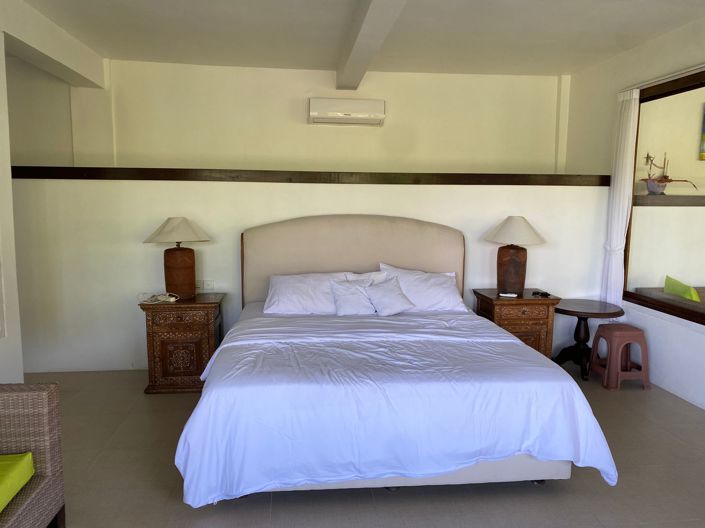 Image No.1-4 Bed Villa for sale