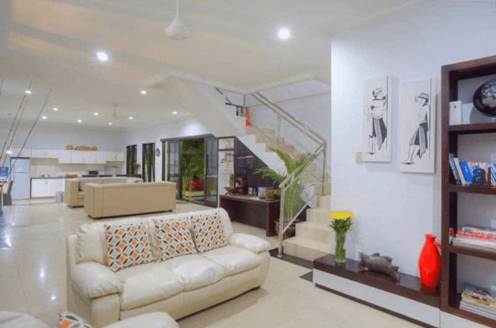 Image No.1-4 Bed Villa for sale
