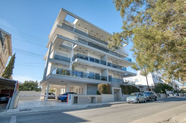 Image No.1-3 Bed Apartment for sale