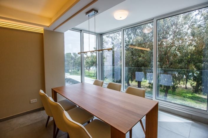 Image No.1-3 Bed Apartment for sale