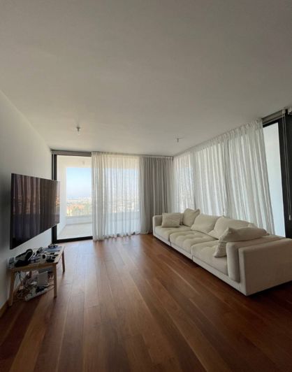 Image No.1-3 Bed Apartment for sale