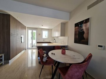 425034-detached-villa-for-sale-in-select-loca