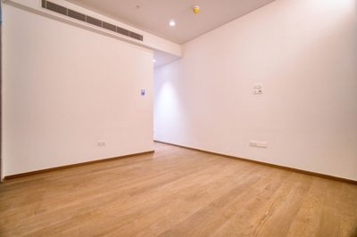 588201-high-rise-apartment-for-sale-in-limass