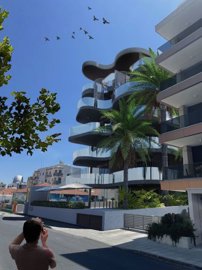 561419-apartment-for-sale-in-neapolisfull