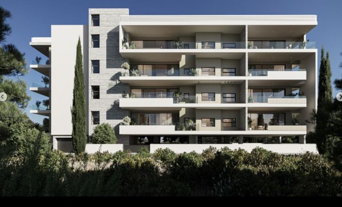 Image No.1-3 Bed Apartment for sale