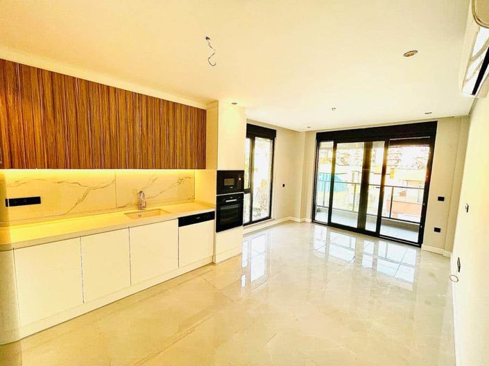 Image No.1-3 Bed Apartment for sale
