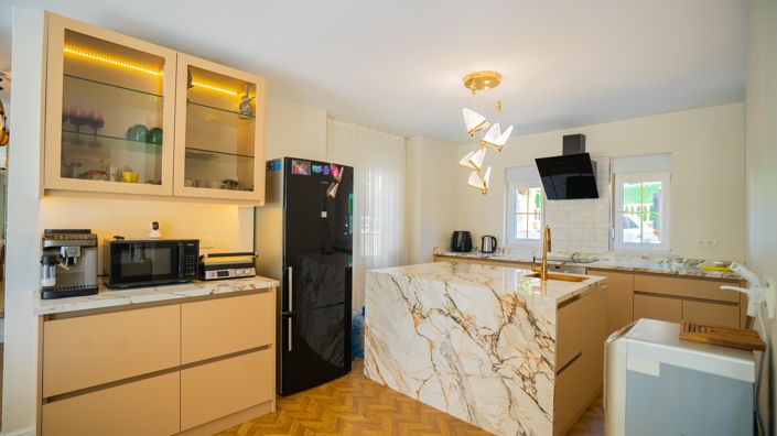 Image No.1-2 Bed Apartment for sale