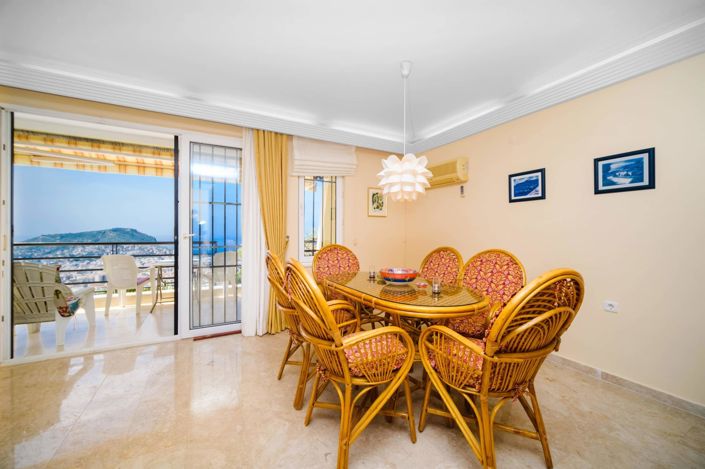 Image No.1-3 Bed Apartment for sale