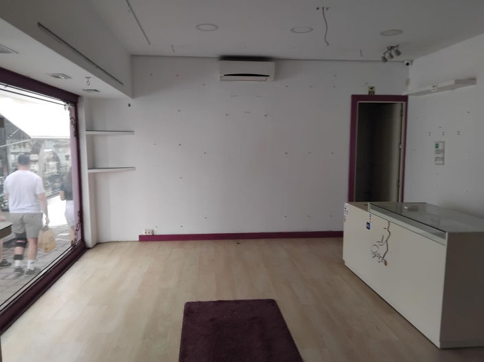 Image No.2-6 Bed Commercial for sale