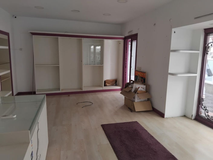 Image No.4-6 Bed Commercial for sale