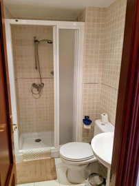 10-bb915d1cb19341576dcdc994b81ab9c5