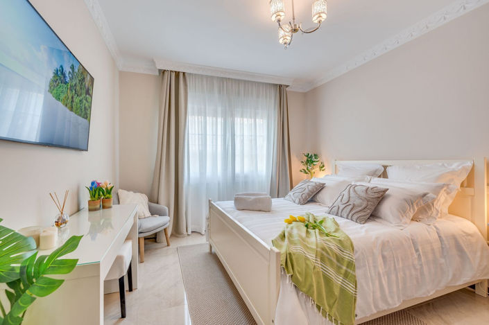 Image No.18-6 Bed Villa for sale