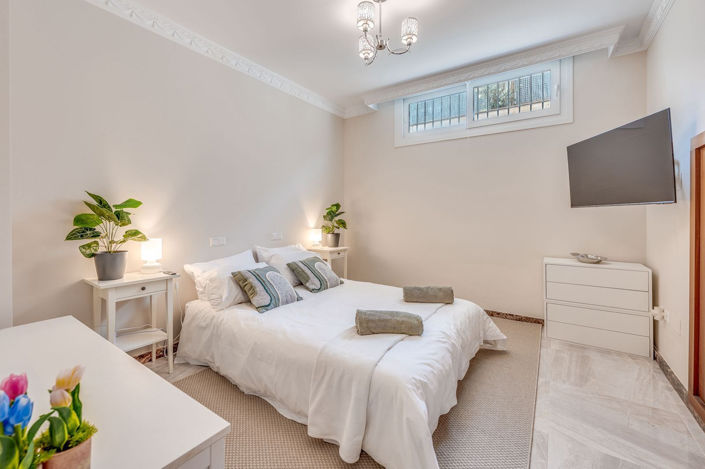 Image No.23-6 Bed Villa for sale