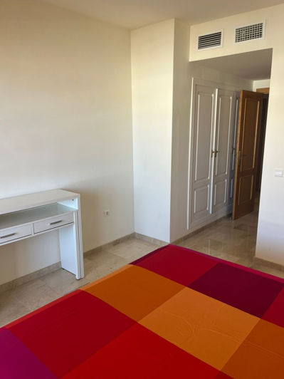 Image No.12-3 Bed Apartment for sale