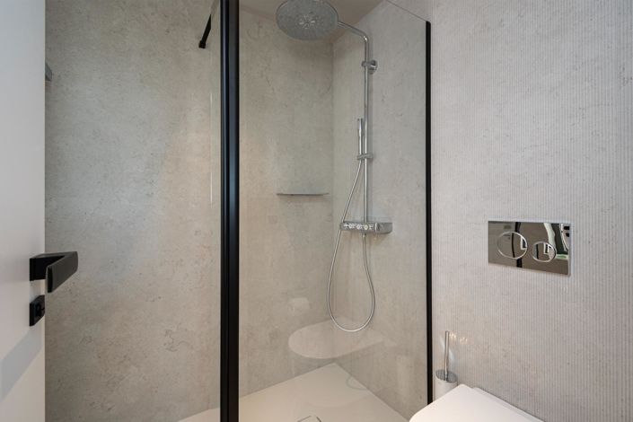 Image No.31-4 Bed Flat for sale