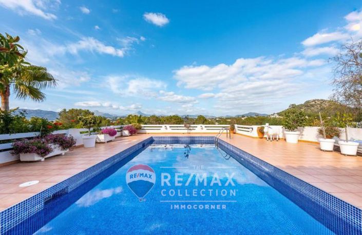 Image No.3-4 Bed Villa for sale