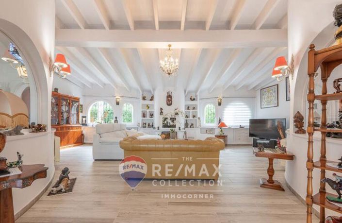 Image No.5-4 Bed Villa for sale