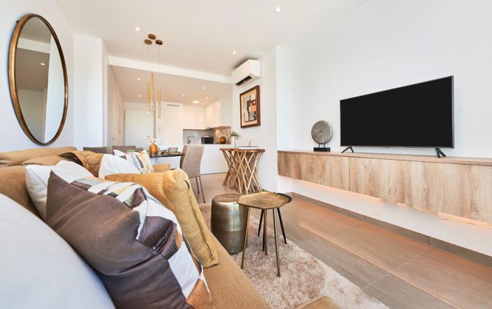 Image No.13-2 Bed Flat for sale