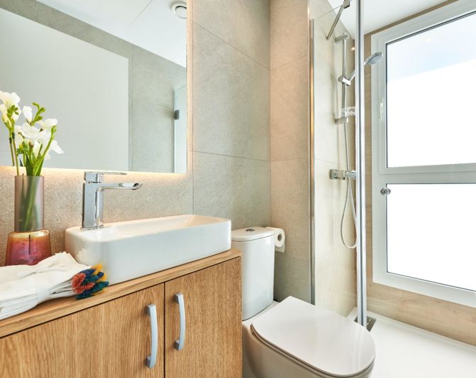 Image No.24-2 Bed Flat for sale