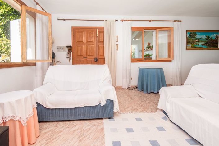 Image No.10-4 Bed Semi-Detached for sale