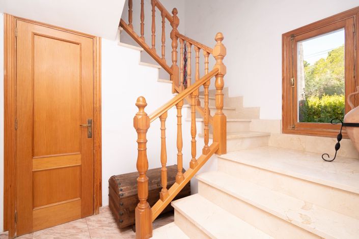 Image No.20-4 Bed Semi-Detached for sale